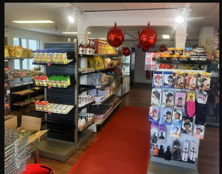 Vente de produits cosmétiques, Lévis